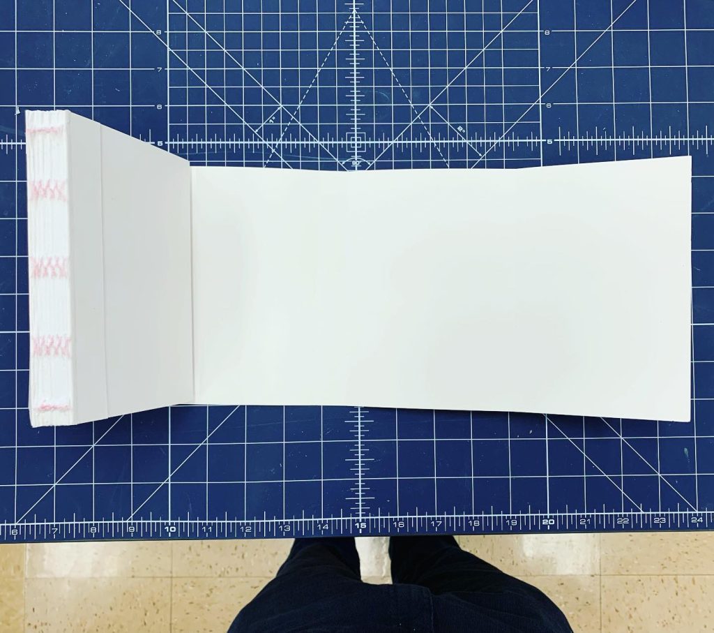 Read more about the article New to Me Sewn Board Binding Structure. I really like it.